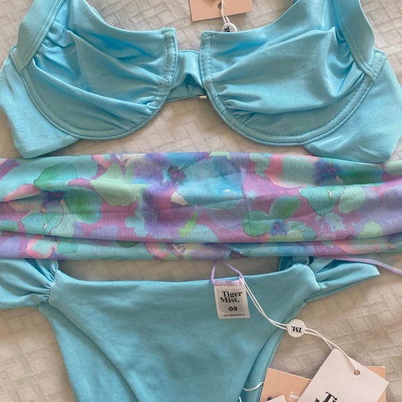 Tiger mist bikini with sarong cover up - Picture 4 of 4